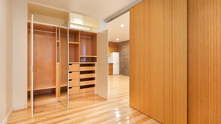 Rented by Park Property Advisors | media 2