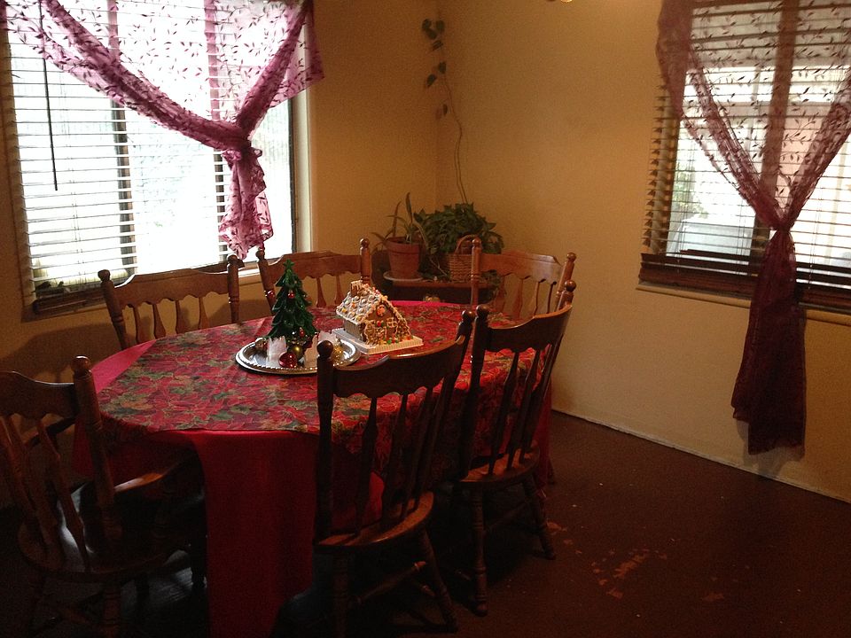 2nd image of 906 Colorado Modesto Ca