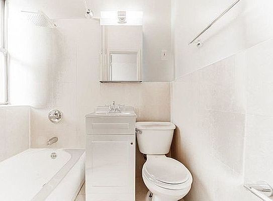 2nd image of 8 Jones St APT 5