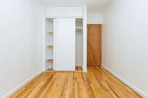 Rented by Nooklyn NYC LLC | media 4