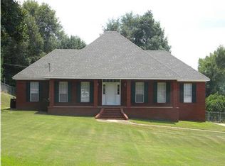 1260 Mercer Rd, Elmore, AL 36025