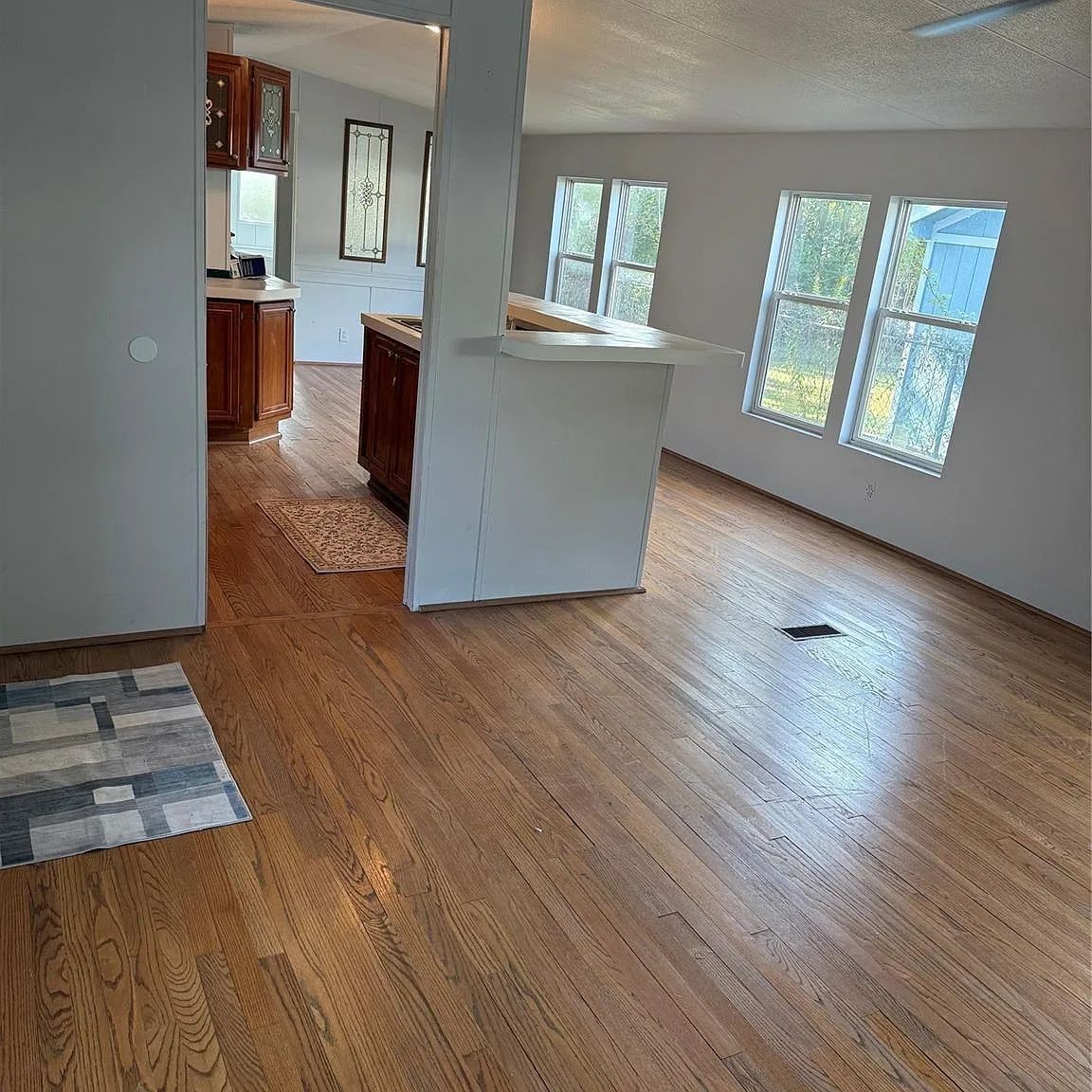 3 bed, 2.0 bath, 1216 sqft, $1,600 — Photo 1