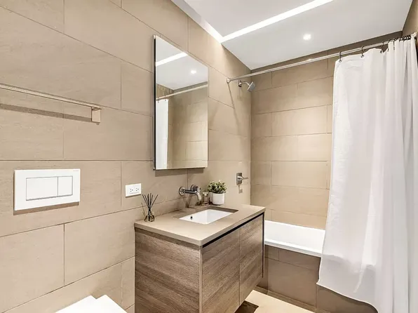 313 West 121st Street PENTHOUSE image 13 of 14