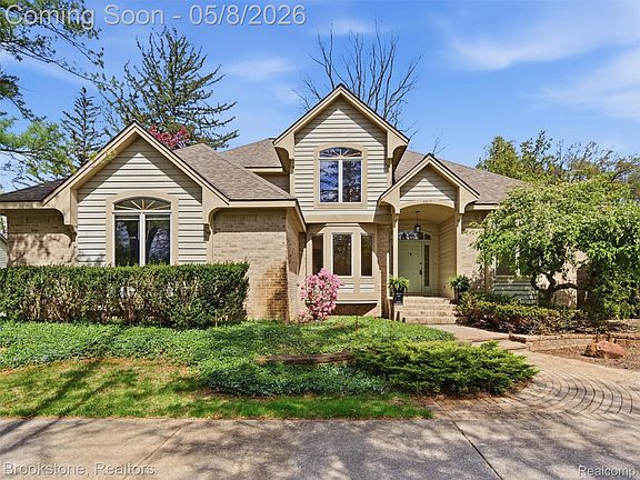 2nd image of 6512 White Lake Rd