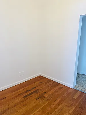 Rented by Thermos Realty & Management Inc | media 25