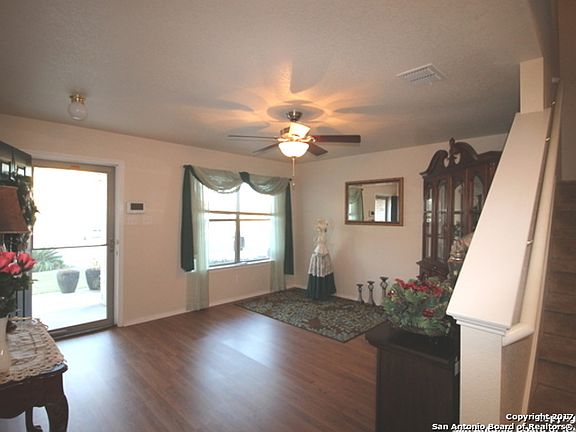 2nd image of 10212 Del Lago Ct