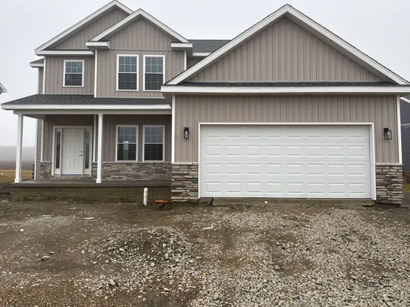 1411 Warwick Dr, Savoy, IL 61874