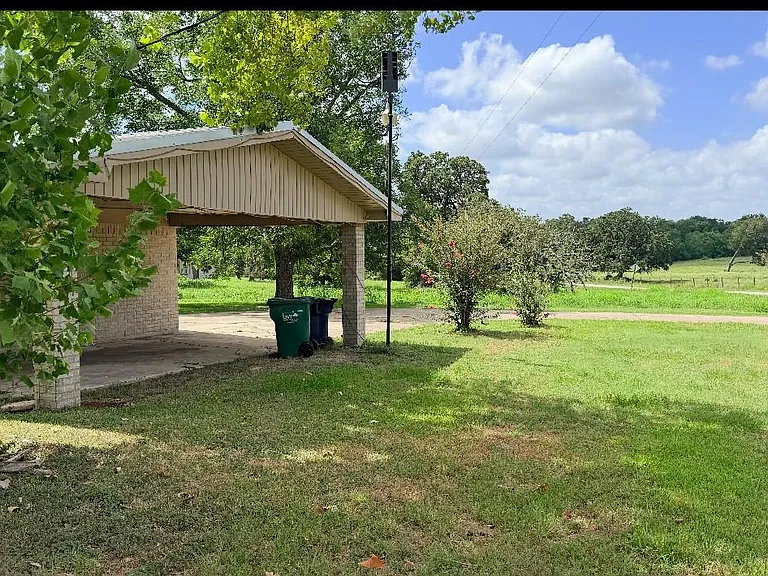 340 Westwood Ln — Photo 14