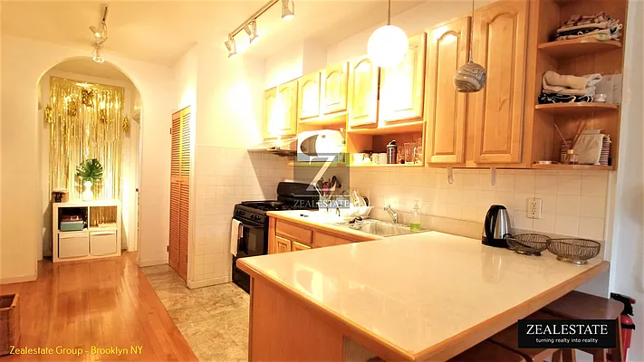 Rented by ZealEstate Group Inc | media 54