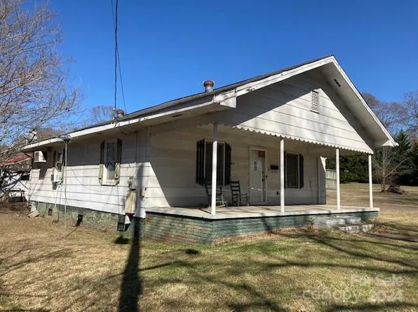 130 Holland St, Forest City, NC 28043