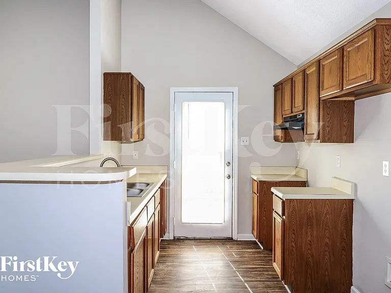 3763 Walden Meadow Dr — Photo 7