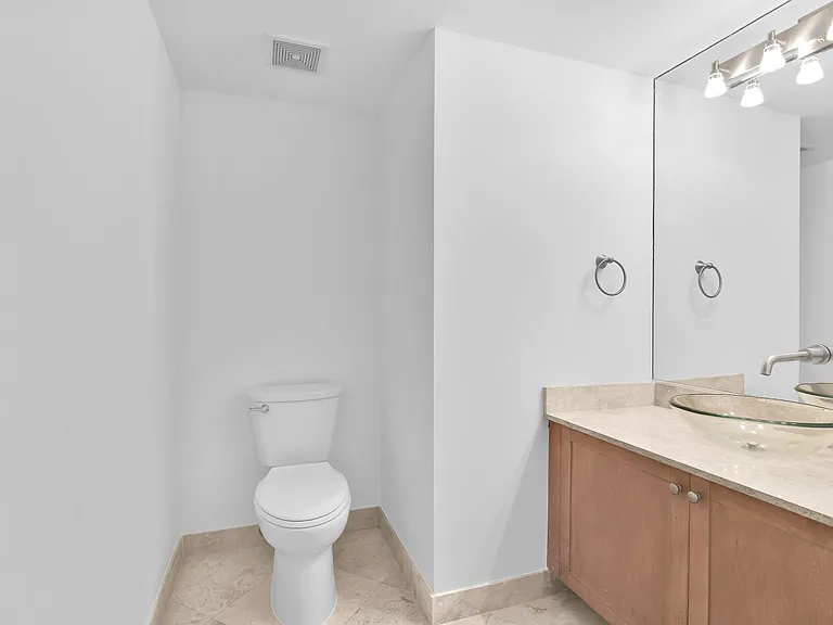 99 Mizner Blvd #Penthouse 40 — Photo 18