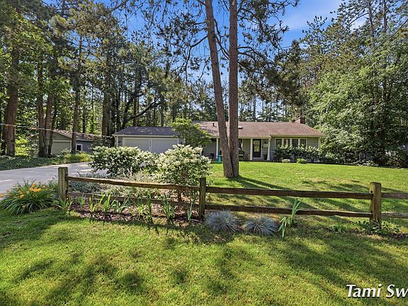 2nd image of 16864 Timber Dunes Dr