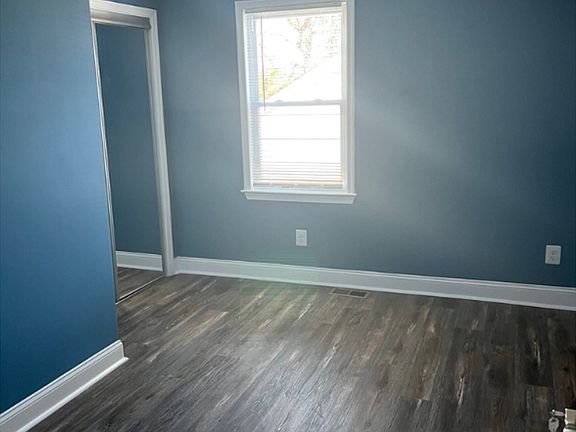 5th image of 3010 Virginia Ave