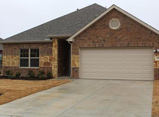 621 Redwood Dr, Greenville, TX 75402