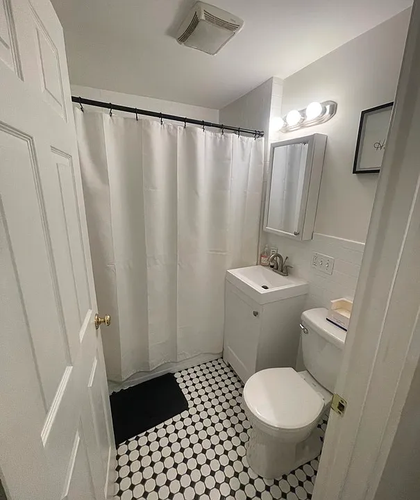 470 Beacon St #1