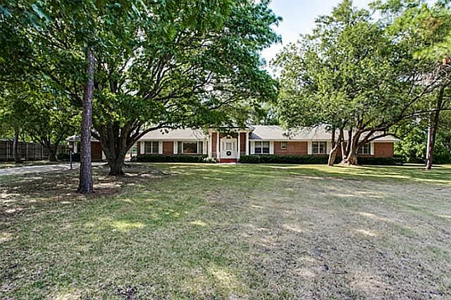 1st image of 1513 Wildwood Cir