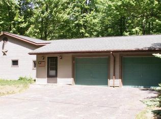 6912 W Sassafras St, Ludington, MI 49431