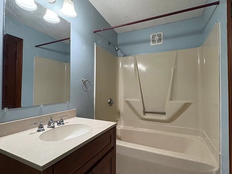 169 Leesville Rd #C — Photo 3