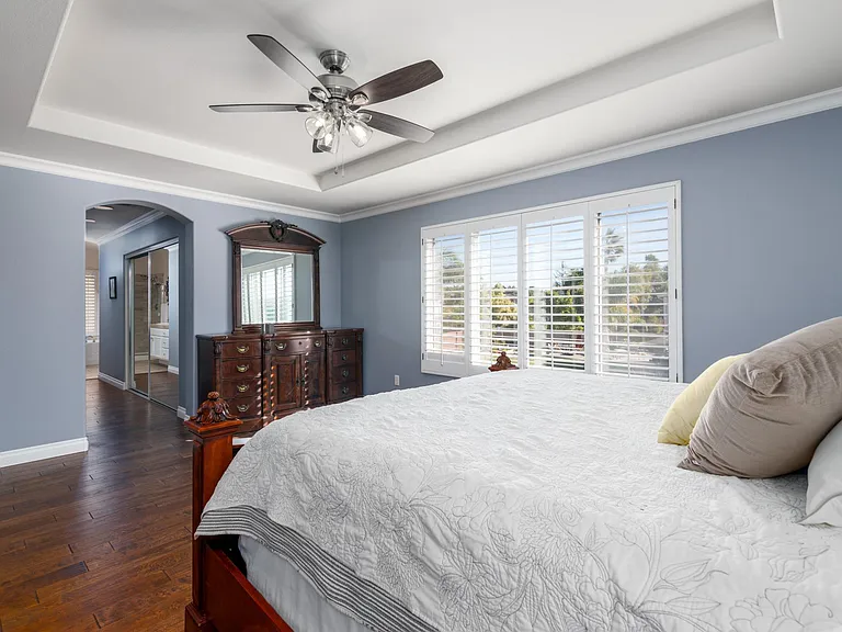 1668 Paseo Maravilla — Photo 23