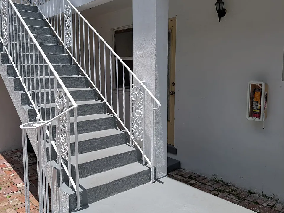 225 Salamanca Ave #2