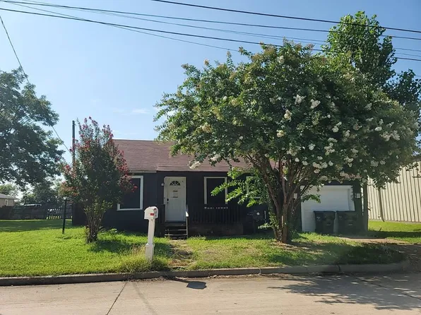 2410 1st St, Caddo Mills, TX 75135