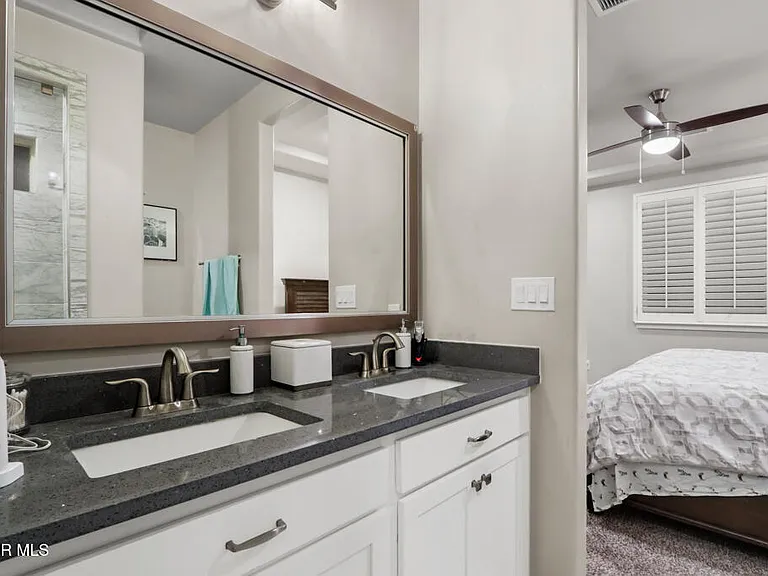 4556 Marisabel Azcarate St — Photo 32