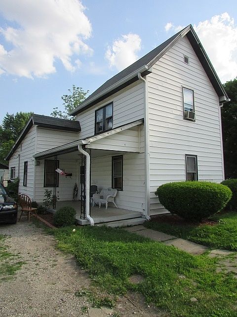 1st image of 751 W South St