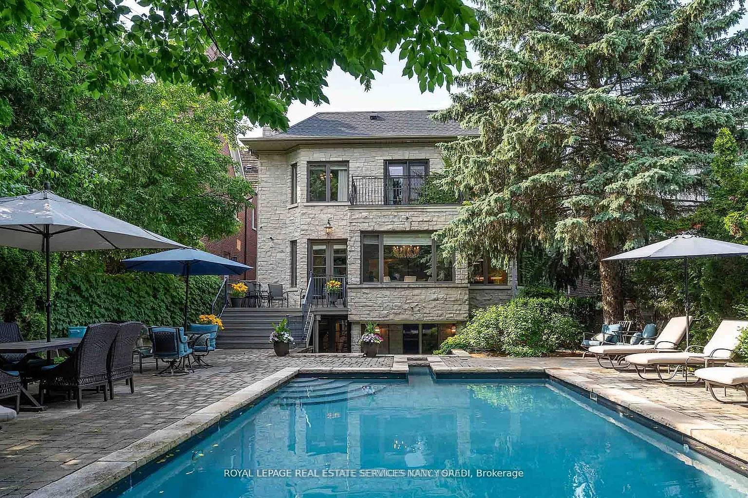 135 Buckingham Ave photo 1