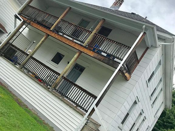2nd image of 2 Washington St Floor 1