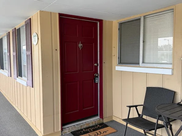 1008 Apollo Beach Blvd APT 211, Apollo Beach, FL 33572