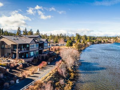 913 SW Theater Dr, Bend, OR, 97702