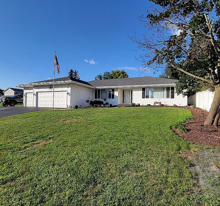 1st image of 3443 Valley Woods Dr