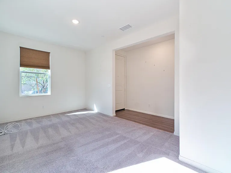 85494 Cortona Ct #85494 — Photo 9