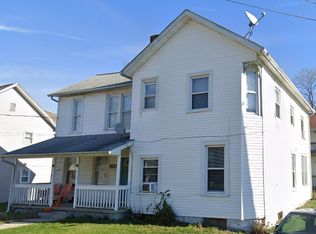 557 Locust St #3, Valparaiso, IN 46383