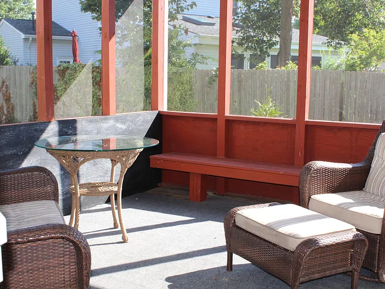 2604 Edgehill Ave — Photo 7