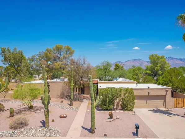 6967 E Calle Cerca, Tucson, AZ 85715