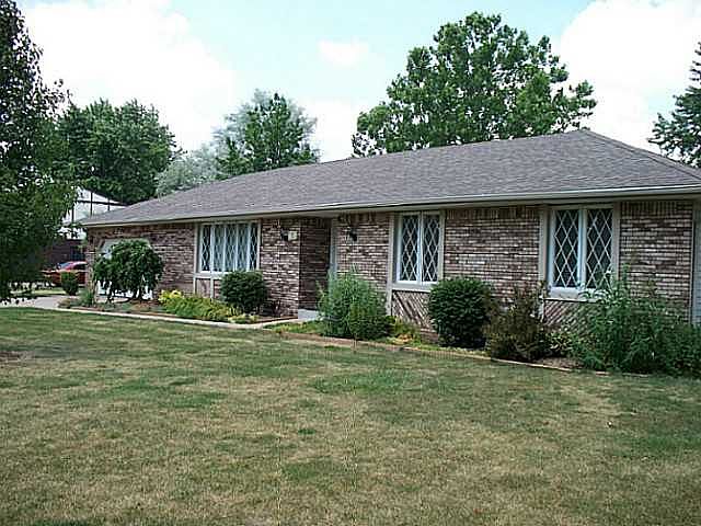1st image of 515 Buckeye Ln