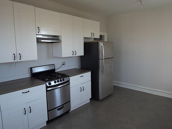 5th image of 1900 S 18th St APT 3