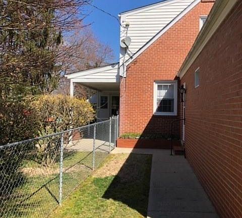 4th image of 108 S Snead St