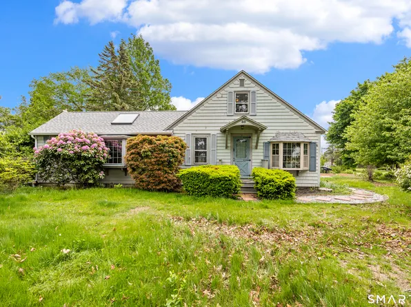40 Uncas Road, Clinton, CT 06413