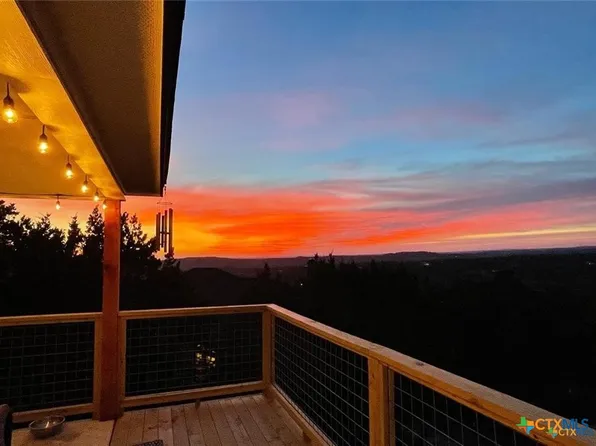 616 Lasso Loop, Canyon Lake, TX 78133