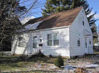 527 W Perry St, Belvidere, IL 61008
