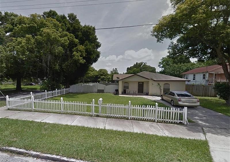 1st image of 1111 E 28th Ave