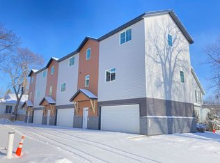 703 10th Ave N #4, Fargo, ND 58102