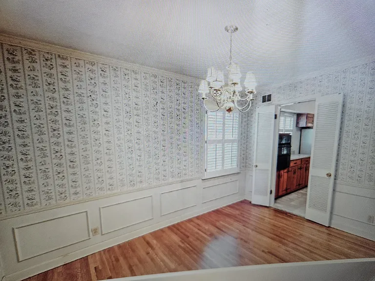 5483 Crescent Ln — Photo 33