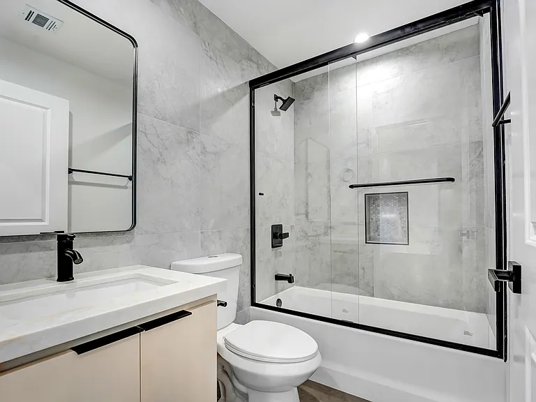 4338 1/2 La Clede Ave — Photo 12