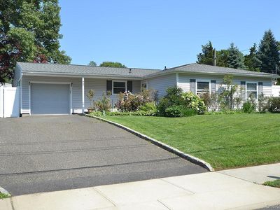 77 S Bicycle Path, Selden, NY, 11784