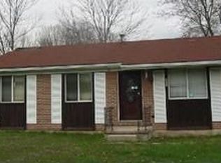 24 Hale St, Stanton, KY 40380