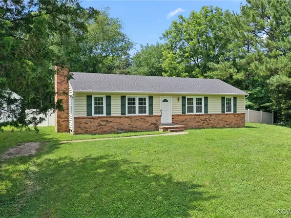 10500 Claybar Trl, North Chesterfield, VA 23236